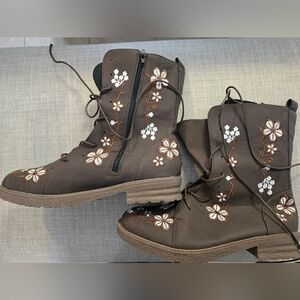Floral Embroidered Women's Boots